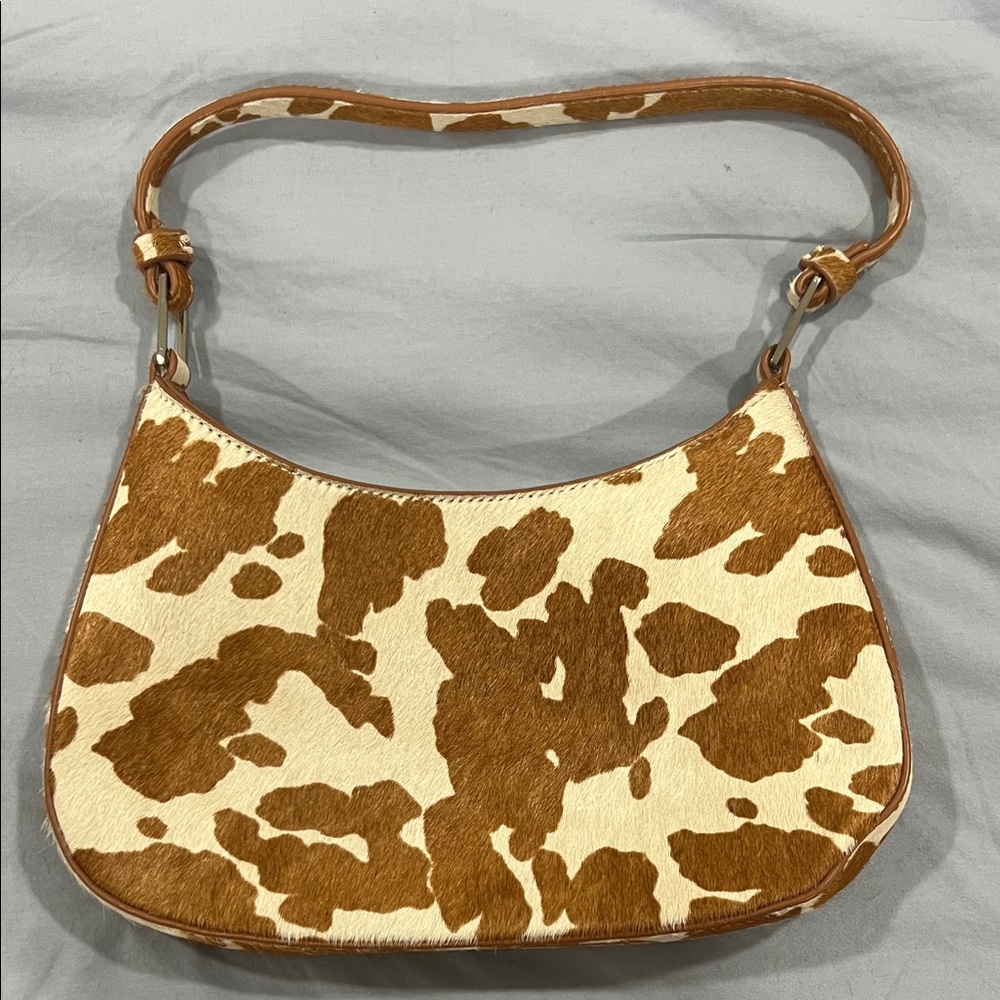 Brown and Cream Women's Shoulder Bag - Picture 2 of 5